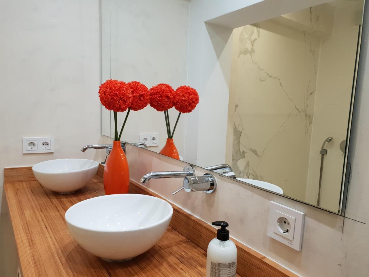 Moderno Y Luminoso Apartamento Севилья Экстерьер фото
